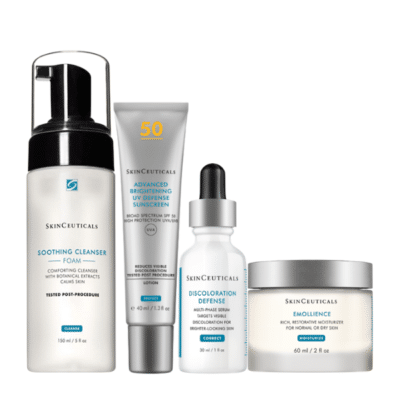 SkinCeuticals Pigmenteringskit – Jämnare hudton & skydd Ett komplett hudvårdskit framtaget för att minska pigmentfläckar, ge ökad lyster och skydda huden mot nya missfärgningar. Idealisk för dig med ojämn hudton, orenheter eller glåmig hud. Produkterna verkar både behandlande och förebyggande, och passar alla hudtyper. Vad ingår? Soothing Cleanser (1 st) Skonsam rengöringsmousse med botaniska extrakt som rengör utan att torka ut huden. Innehåller kokosfettsyror, orkidé och gurkextrakt samt fuktbindande sorbitol. Discoloration Defense Serum (1 st) Serum mot pigmenteringar, melasma och akneärr. Kliniskt dokumenterad formula som jämnar ut hudtonen. Emollience (1 st) Näringsrik dag- och nattkräm med havsalger och växtoljor som återfuktar och stärker huden. Advanced Brightening UV Defense SPF 50 (1 st) Högeffektivt solskydd som samtidigt ljusar upp ojämn pigmentering. Lätt formula med bredspektrigt skydd och återfuktande egenskaper. Hudtyp: Alla Hudtillstånd: Pigmenteringar, glåmighet, ojämn struktur/ton, orenheter Användning: Morgon och kväll. Solskydd varje dag.
